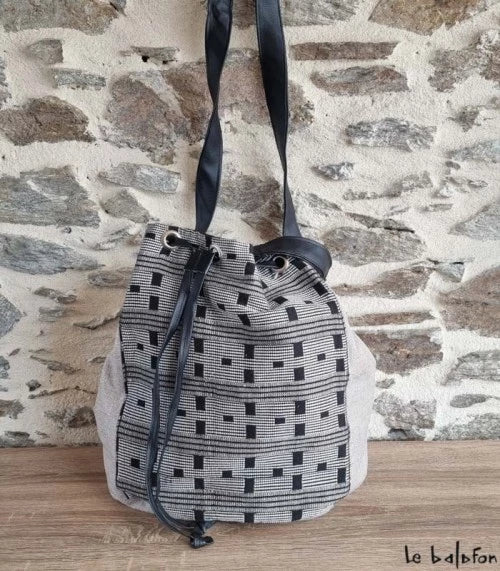 Manjak loincloth tote bag - The elegance of African weaving