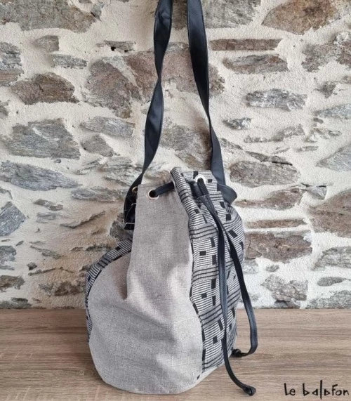 Manjak loincloth tote bag - The elegance of African weaving